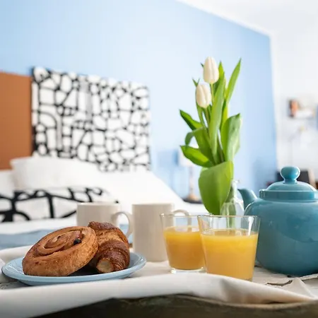 Via Marconi Couette-café