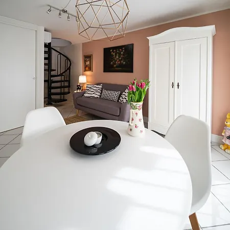 Via Marconi Couette-café 3*