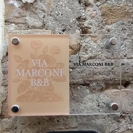 Via Marconi Couette-café 3*