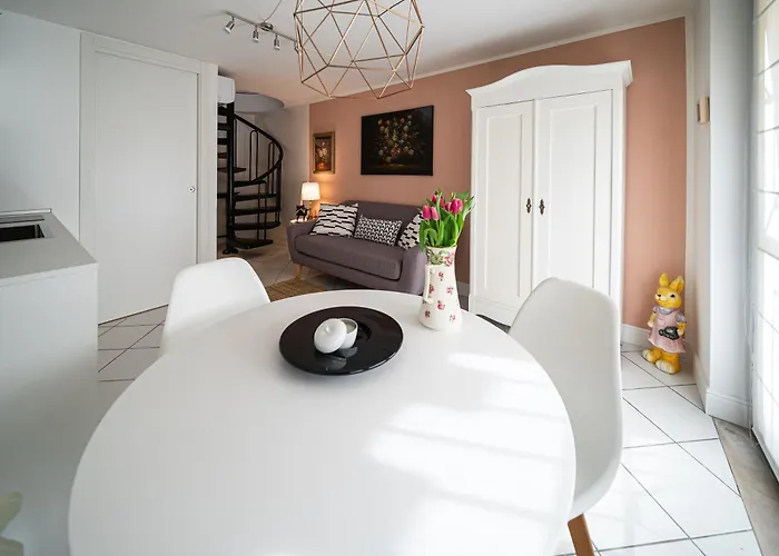 Via Marconi Panzió 3*